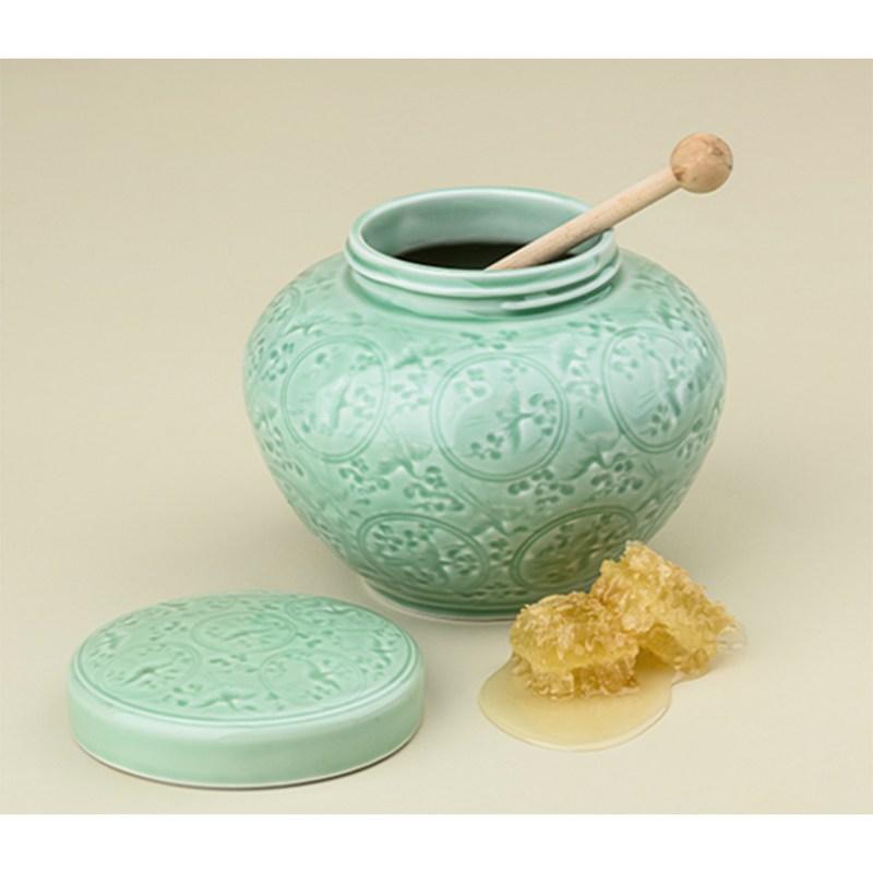 Korean Beekeeping Cheongmil Porcelain Acacia Honey, 1 Kg, 1 Piece