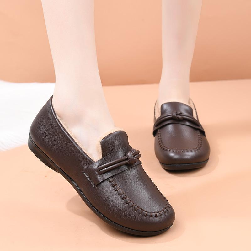 Winter new velvet thickened cotton shoes women's non-slip warm middle-aged and old pedal soft-soled mother shoes