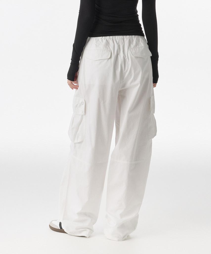 Musinsa Standard Woman Women'S Cotton Parachute Cargo Pants [White]