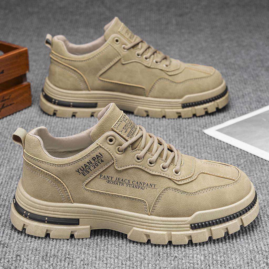 Uomo casual sportivo outdoor escursionismo alla moda strada comodo