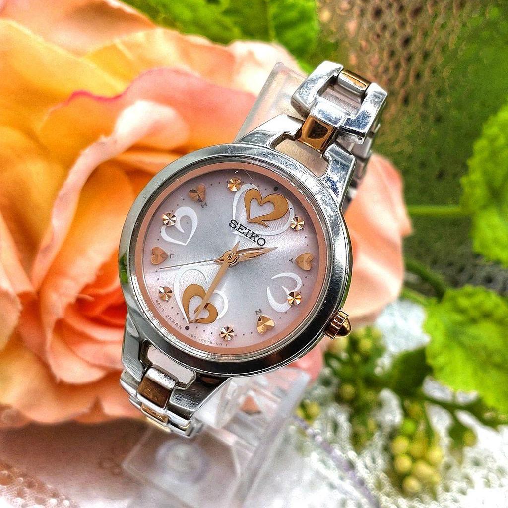 [USED] Working Seiko Tissé Radio-Controlled Watch, Heart Pink, Silver, Solar