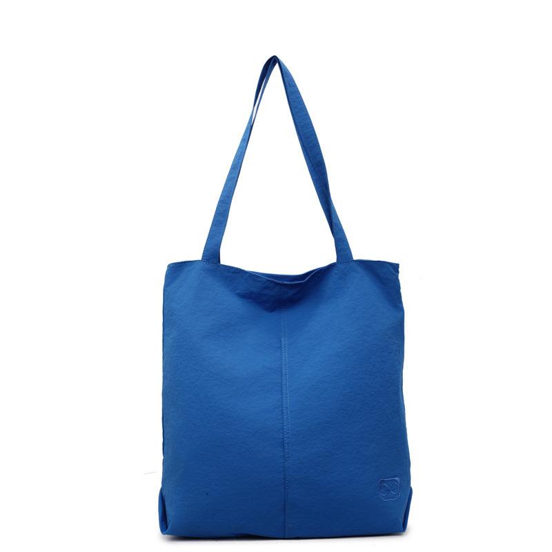 Simple and fashionable Korean version of casual ultra-light and versatile large-capacity nylon cloth shoulder bag tote bag women's commuter bag