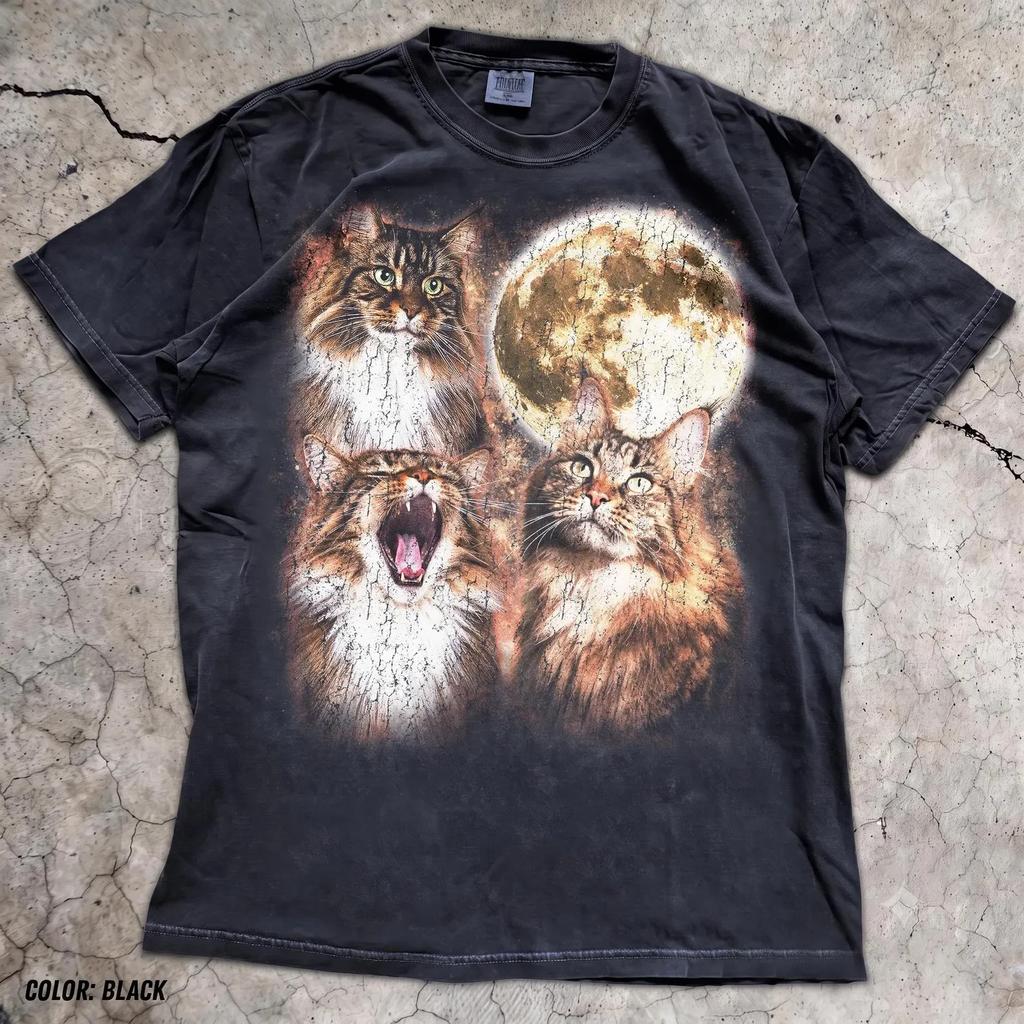 Three Cats Howling Moon Graphic Tee Vintage Cat Lover Shirt