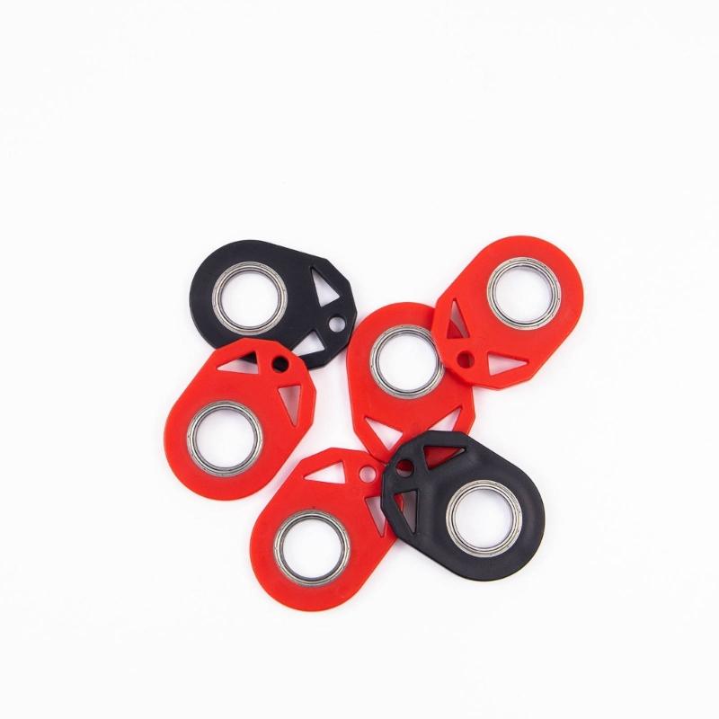 Rotating Fidget Rings Keyring Cool Decompression Toy Metal Fidget Toy Finger Spinner Rings Perfect for Kids and Adults