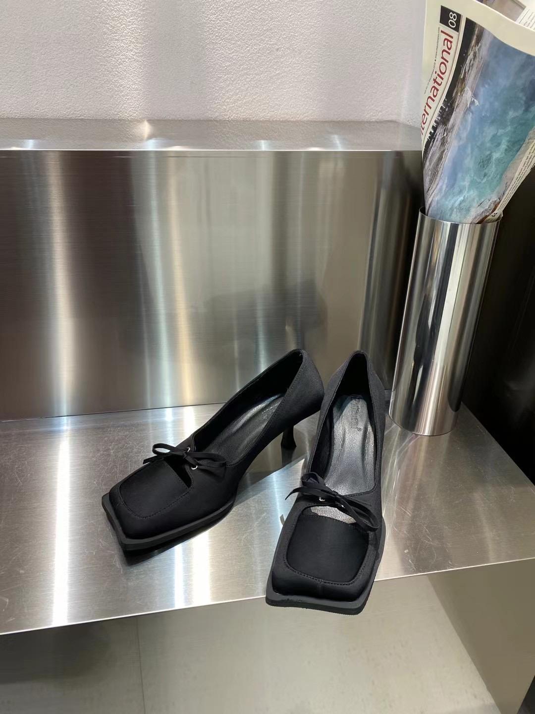 

Модные туфли-лодочки с квадратным носком для женщин 2024 года. Новые поступления. Туфли-лодочки с бантом. Тонкие каблуки без застежек. Сексуальные туфли-лодочки для вечеринок. Черные, бежевые, повседневные. Вечеринка. 7.5 чёрный