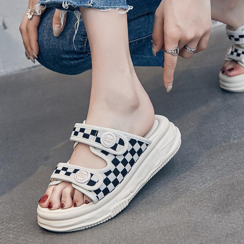 Summer new thick-bottomed cool slippers women's thick-bottomed plaid sports and leisure beach slippers