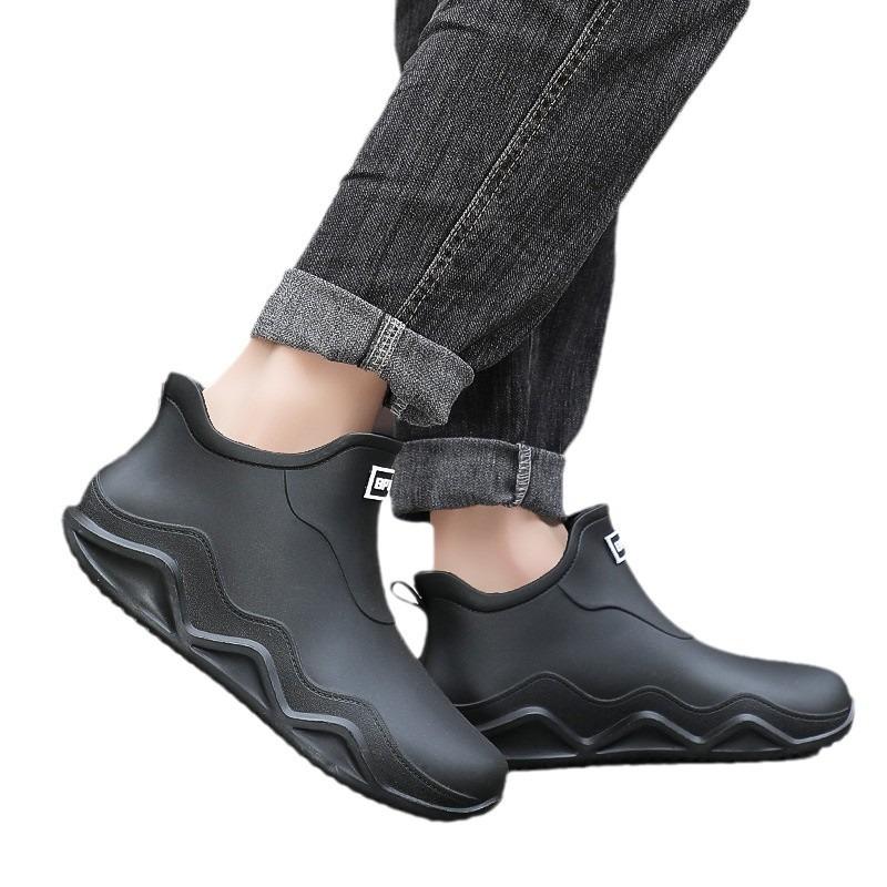 Fashion Color Matching New Men's Shoes Couple Short Rain Shoes Size 36-44 Waterproof Glue Shoes On Rainy Days