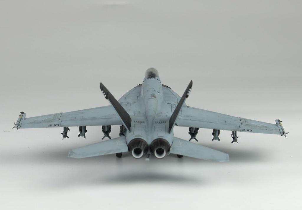 Platz American Fighter Super Hornet Jolly Rogers Plastic Model 1/72 Carrier-Based F/A-18E VFA-103 AE-43 (Airplane)