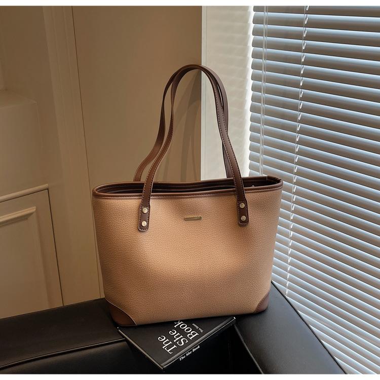 Frostet retro veske dame stor kapasitet 2025 ny vår og sommer allsidig avslappet skulderveske shoppingveske tote bag