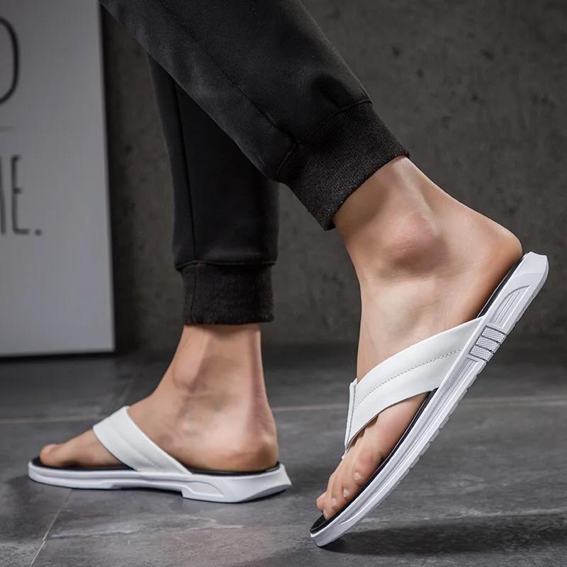 Fashion Men Genuine Leather Slippers Summer New Arrival Man Flip Flops Fashion Pinch Feet High Quality Male Beach Shoes Outdoor Footwear