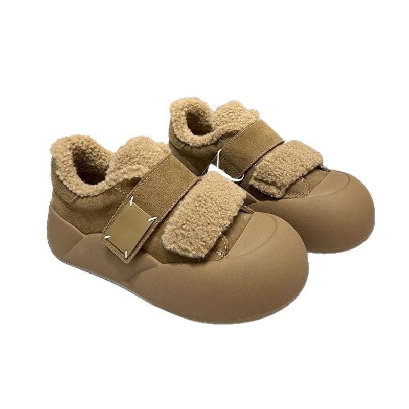 Lamb wool Velcro wool cotton shoes women's winter new thick-soled velvet round head versatile fashion bread shoes