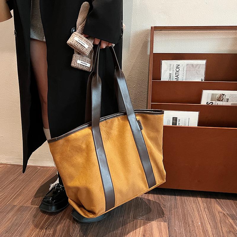 Retro Large-Capacity Underarm Bag Women'S Bag Suede Tote Bag Versatile Simple Shoulder Bag