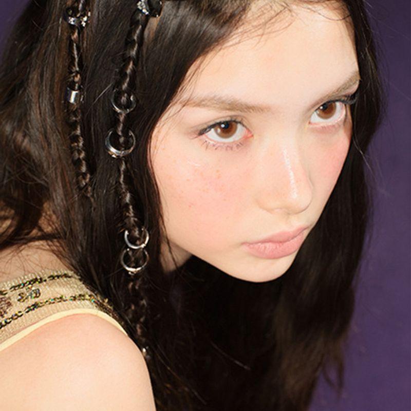 DENUMIRE. Fard de obraz cremă moale