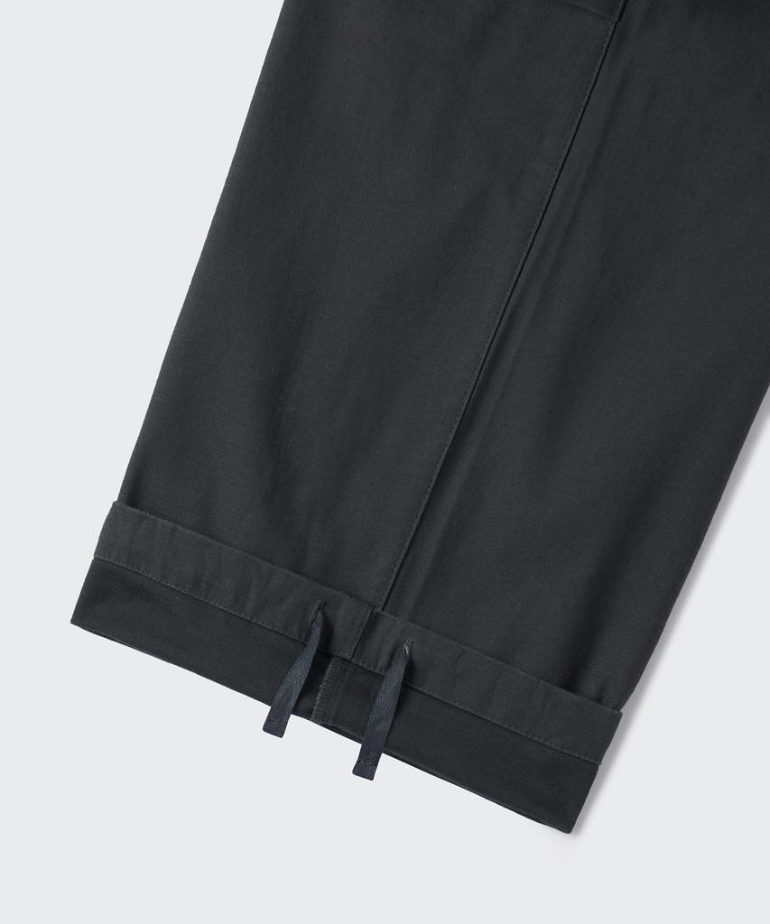 MUSINSA STANDARD Back Satin Parachute Pants [Dark Gray]