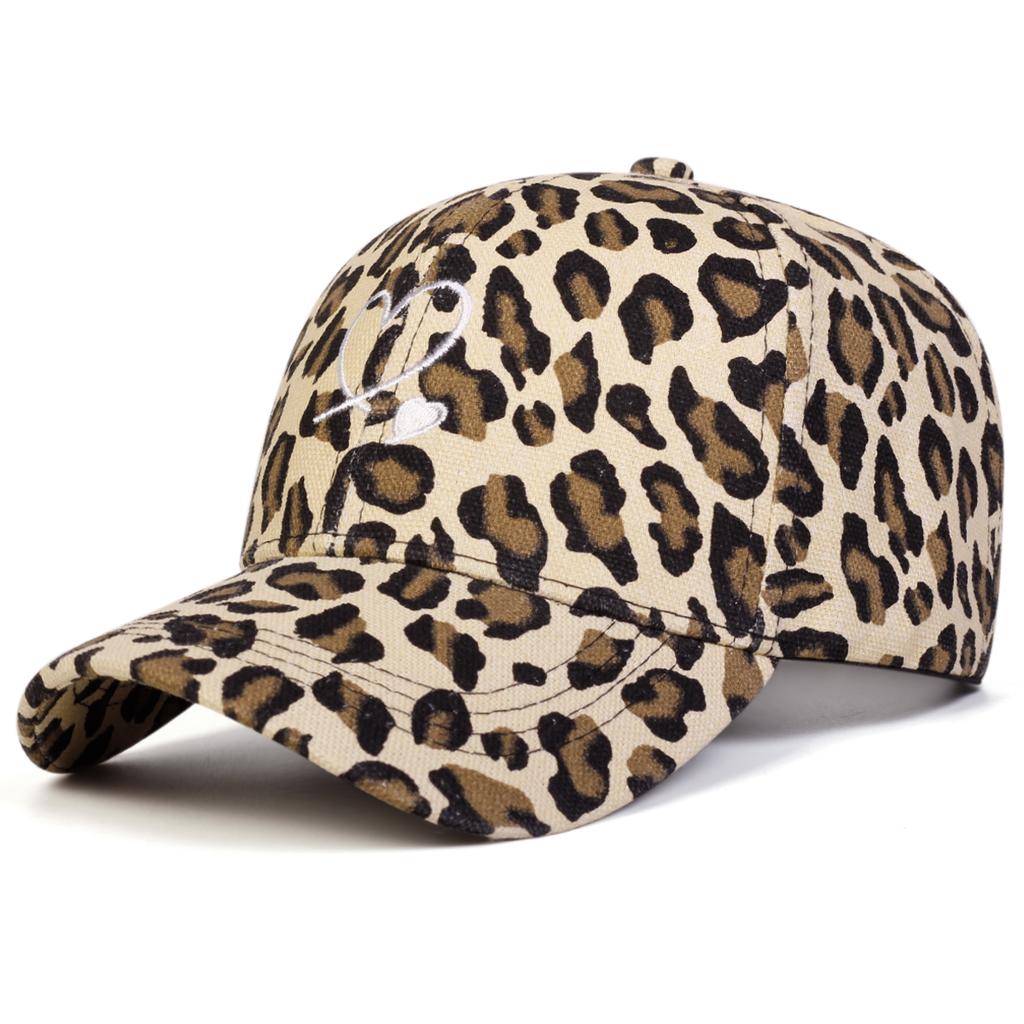 Unisex Leopard Print with Hearts Embroidery Baseball Caps Spring Autumn Outdoor Adjustable Casual Hats Sunscreen Hat Sports Cap