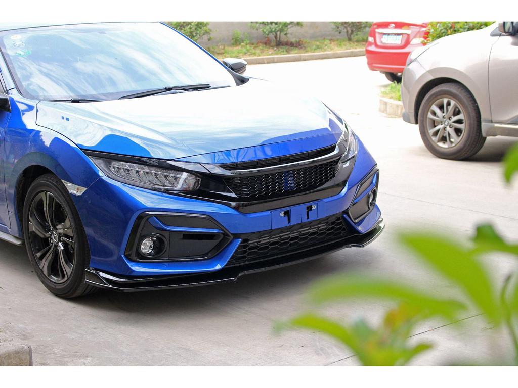 Glossy Black TR Grille & Body Kit for 2016 Civic Type R: Includes Rear Wing, Front Splitter, and Side Skirts.