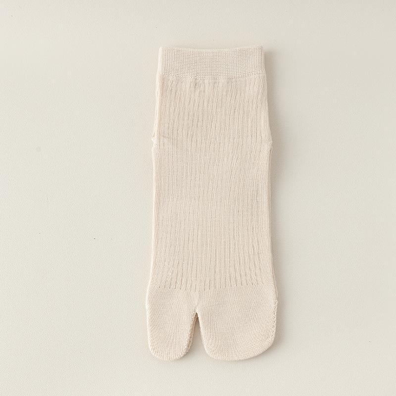 Thin, Pure Cotton, Sweat-absorbing, Deodorizing, Antibacterial, Boneless Women's Two-toed Socks with Hoof Shoes and Short Socks
