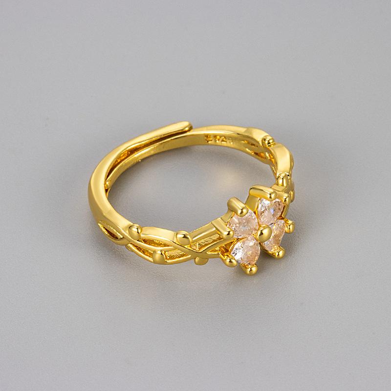 Vintage Micro Pave Zircon Four Leaf Clover Ring Women Fashion Vine Wrapped Adjustable Index Finger Ring Jewelry