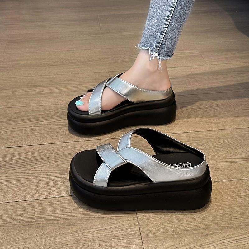 

Slide Stylish Casual Sandals For Women Featuring High Thick Sole And Comfortable Pu Material For Wear Summer 35 срібний