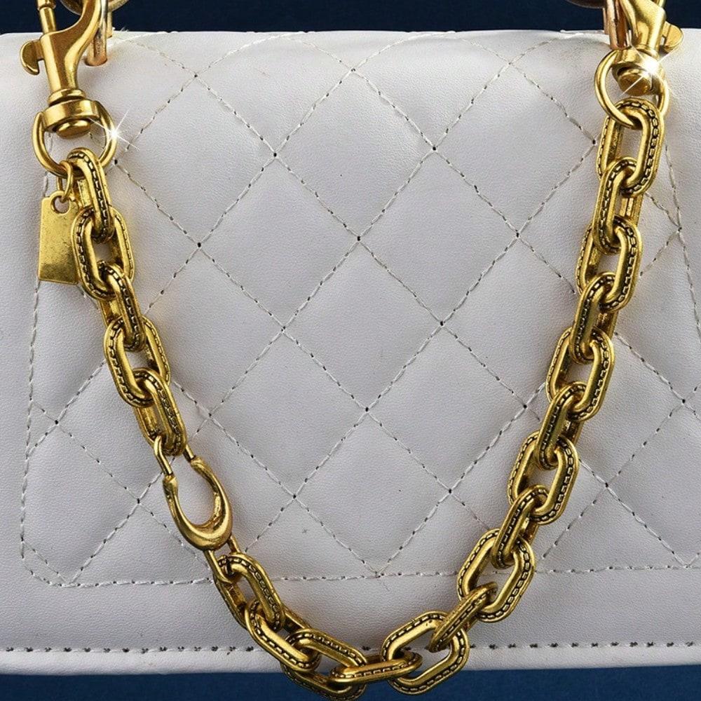 Fashion shoulder bag chain pendant square bag women's oblique span bag hanging chain jewelry