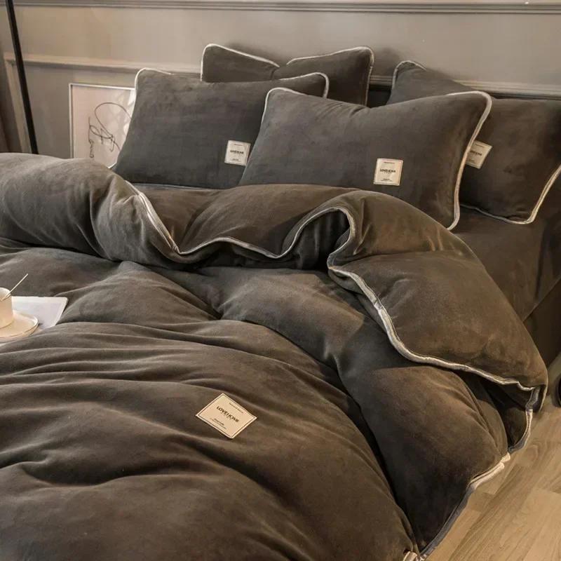 New Winter Coral Velvet Warm Sheets Soft Plush Pillowcases Flannel Sheets Bedding for Home Use