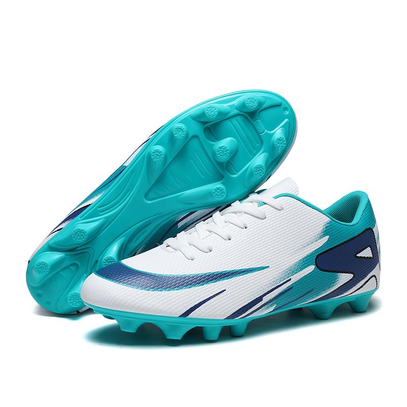 New Men Soccer Shoes Soft Training Professional Football Boots Unisex Ultralight Breathable Sport Grass Cleats Match Sneakers