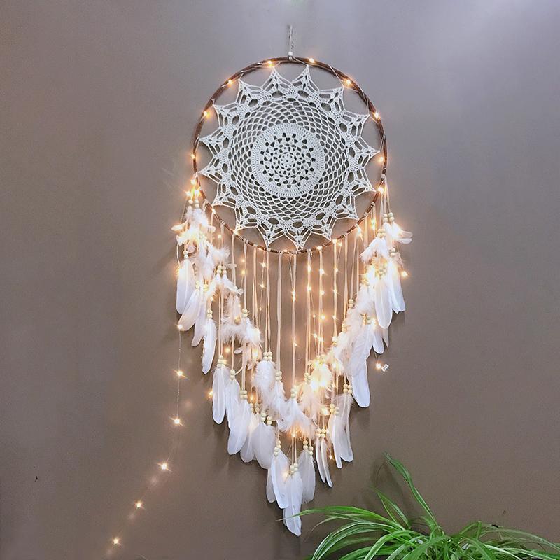 LED Light Dream Catcher Handmade Deamcatcher Feathers Wall Hanging Decoration Romantic Valentine's Day Gift for Girlfriend