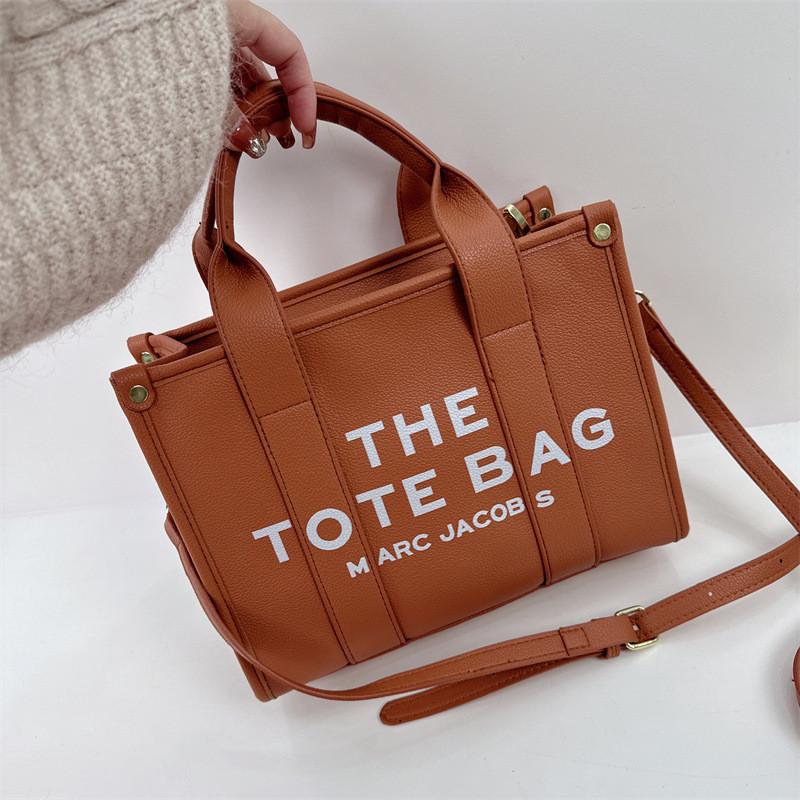 Stylish Large Capacity Pu Tote Bag For Women With Trendy Colors And Versatile Design For Everyday Use