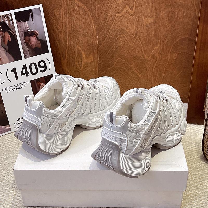 Old retro spider strap dad shoes girl 2025 spring new round head strap comfortable sports casual shoes tide