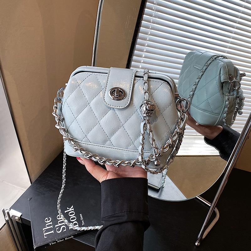 Premium diamond chain bag women's spring new versatile shoulder messenger doctor bag