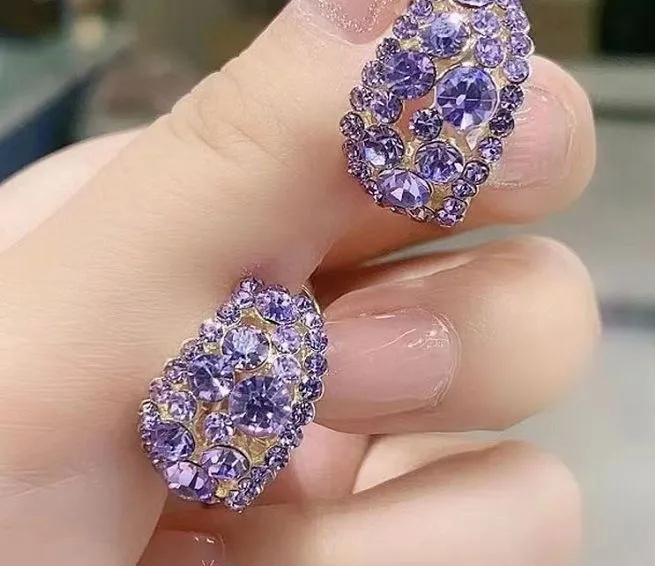 Женские серьги-клипсы квадратной формы в стиле ретро для通勤 фиолетовый