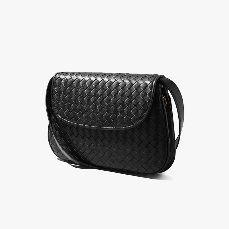 

Luxury Handcrafted Sheepskin & Genuine Leather Bags for Women: Elegant Autumn/Winter Collection