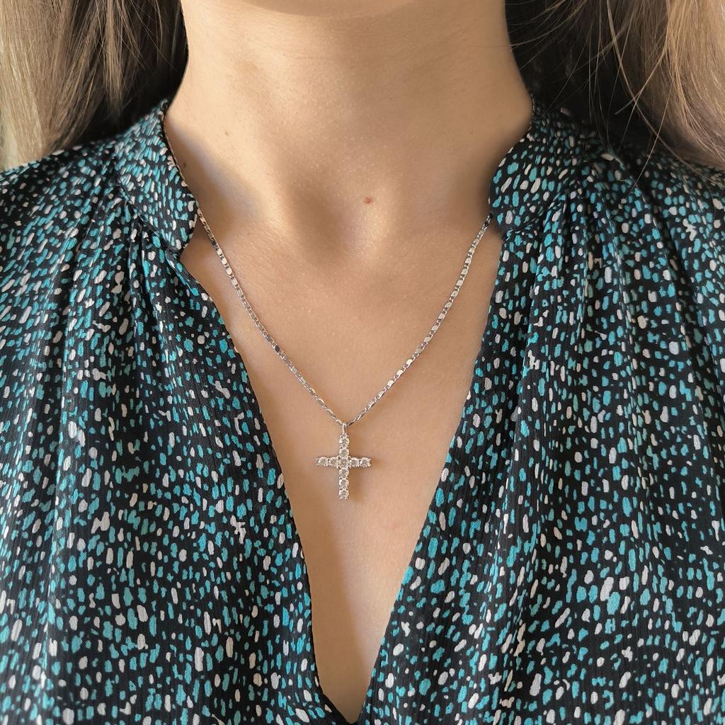 Серебряный крестик с фианитами (2191704)