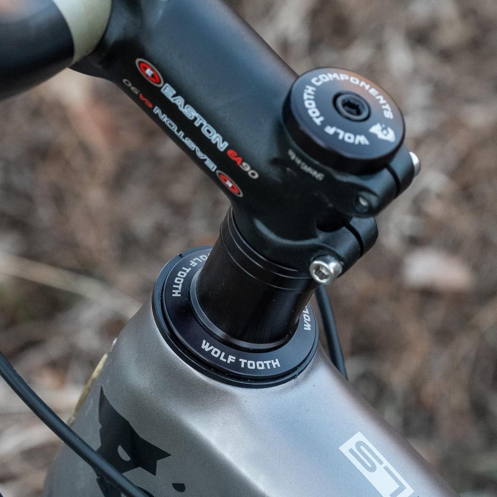 Wolf Tooth ZS44 Upper EC49 Lower GeoShift Performance Angle Headset Long(115-140mm)