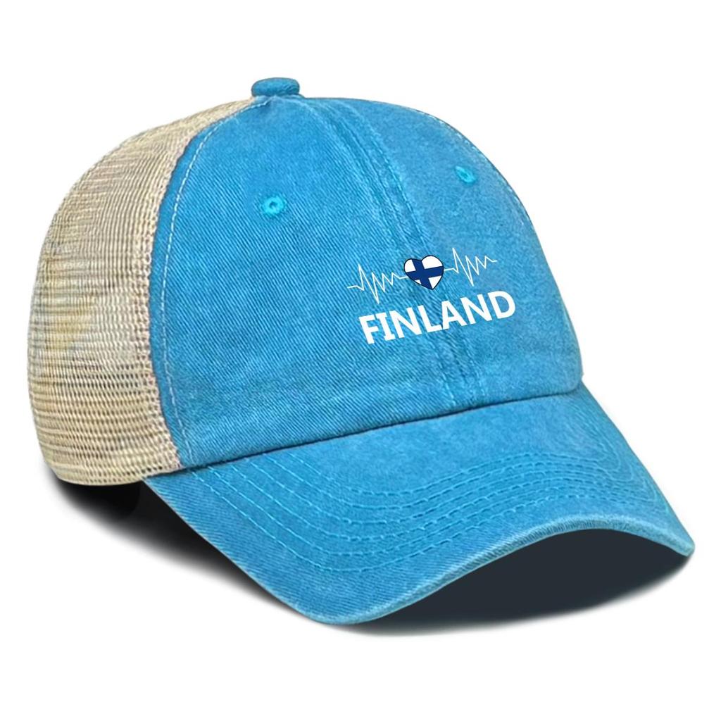 Heart Waves Finland Flag Print Adjustable Mesh Cap, Patriotic Flat Cap Unisex Vintage Lightweight Fit Adjustable Baseball Cap