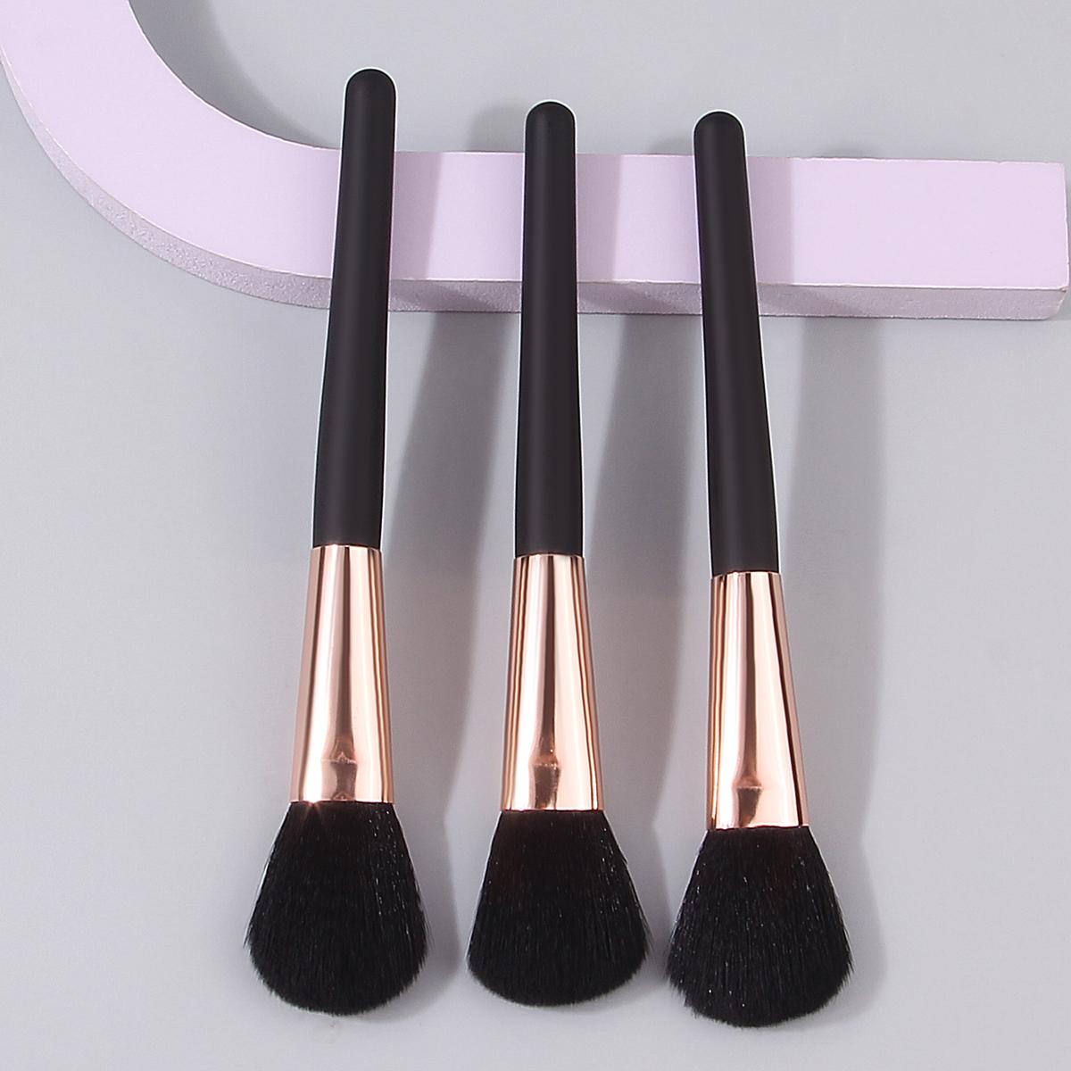 

3-piece beginner makeupbrush set,black soft-bristled loose powderblush brush,strong powdergrasping,easy to usefacial makeuptools чёрный