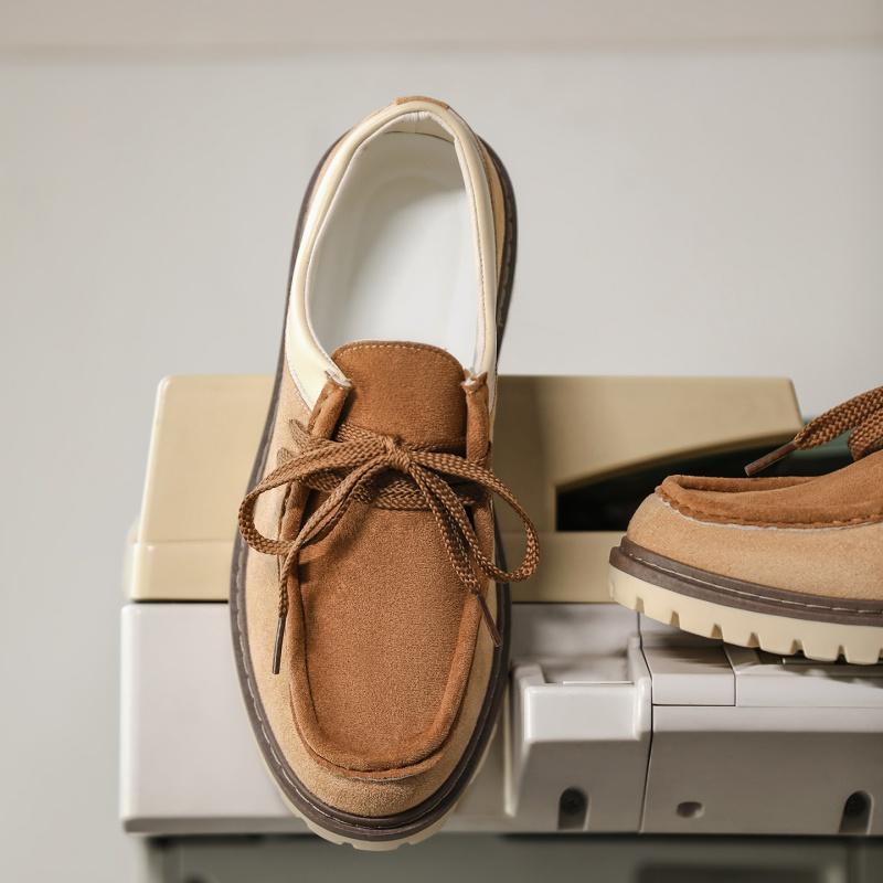 New Luxury Fashion Men Shoes Vintage British Tooling Leather Shoes Cow Suede Loafers Breathable Sneakers Designer Shoes Men