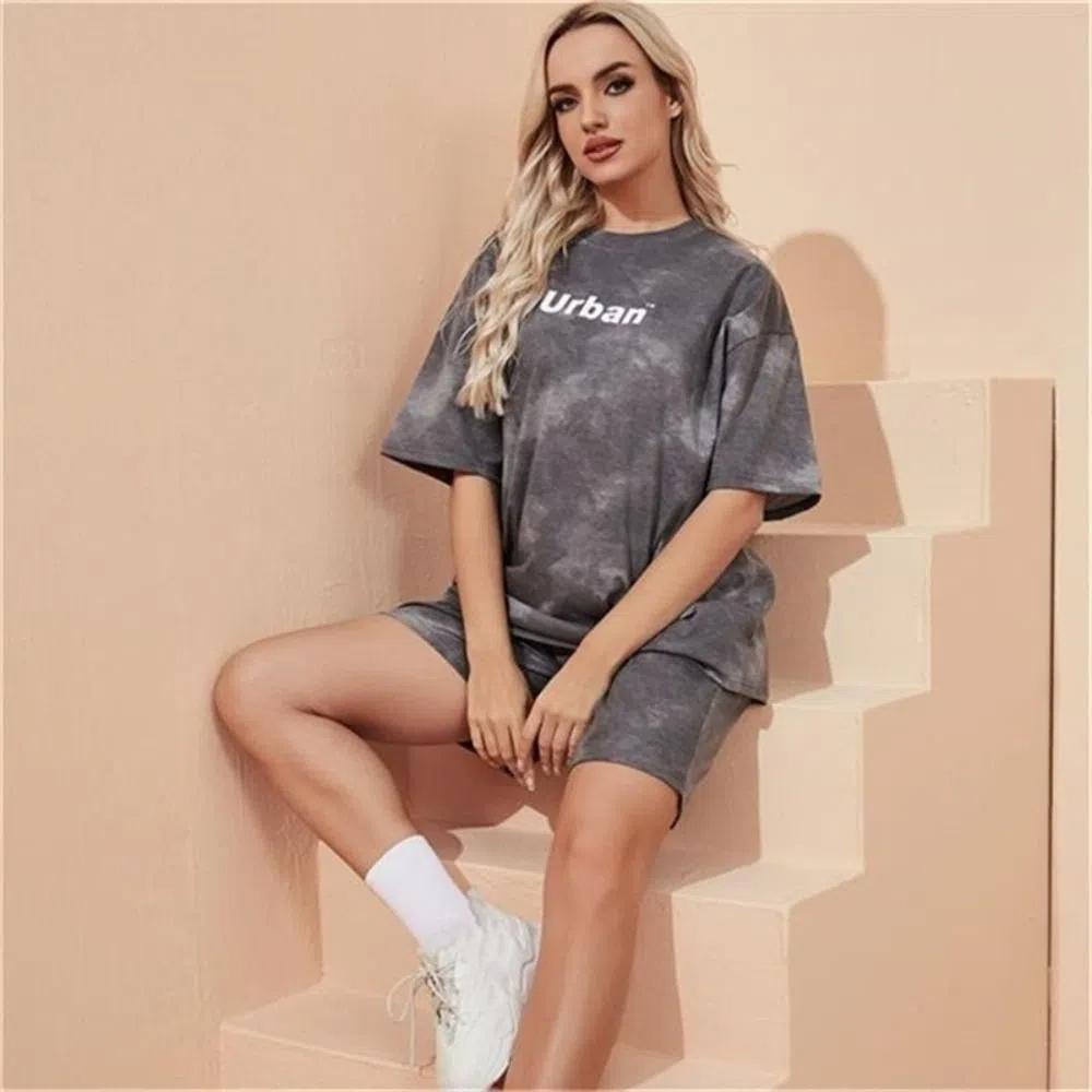 Large Size Two-piece Tracksuit Letter Casual Clothings Women Short Sleeve T-shirt Shorts  Female