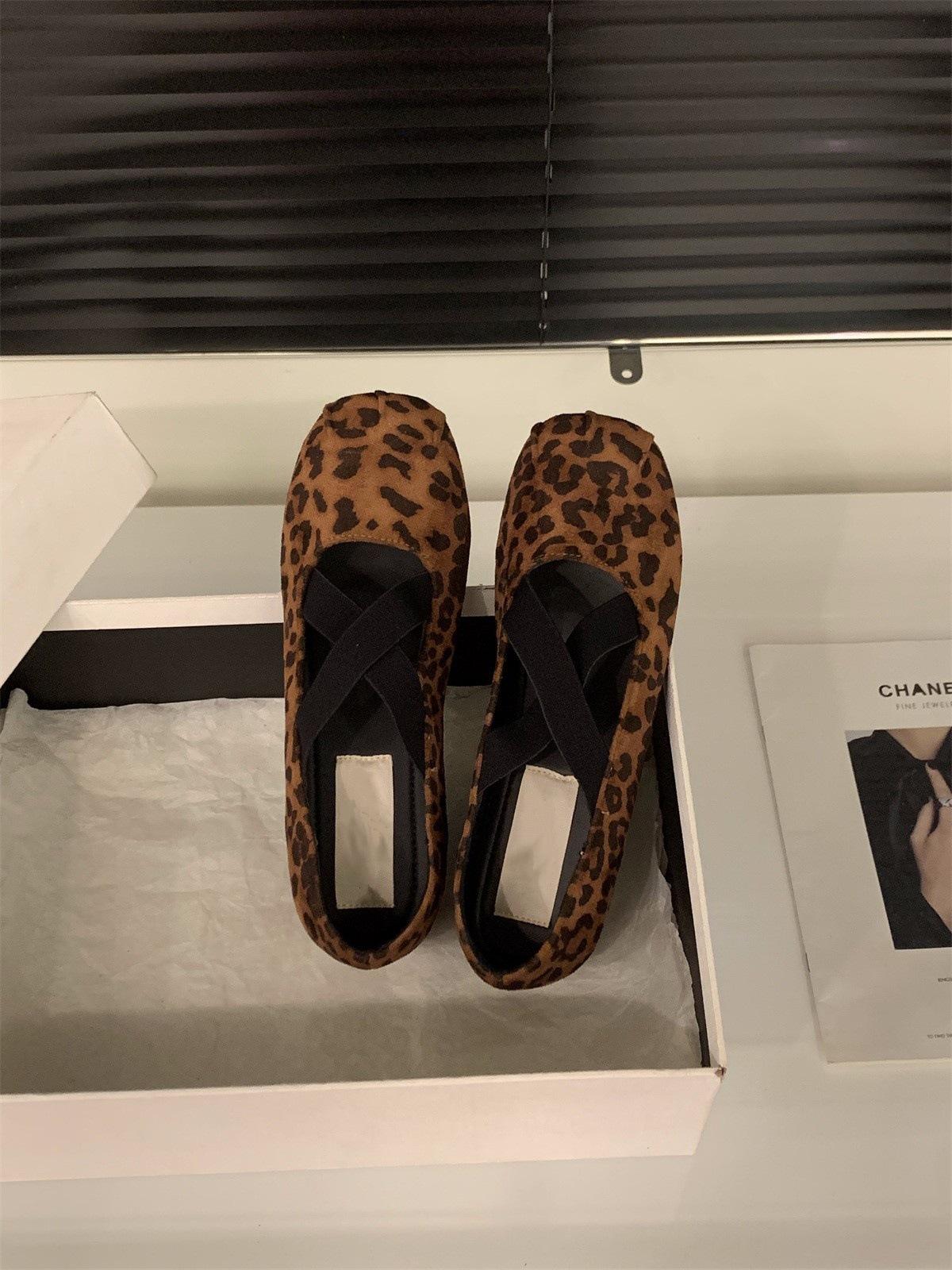 

Туфли-лодочки Мэри Джейн красного цвета на скрытой платформе, женская обувь, весна-осень, леопардовый принт, замшевые балетки 39