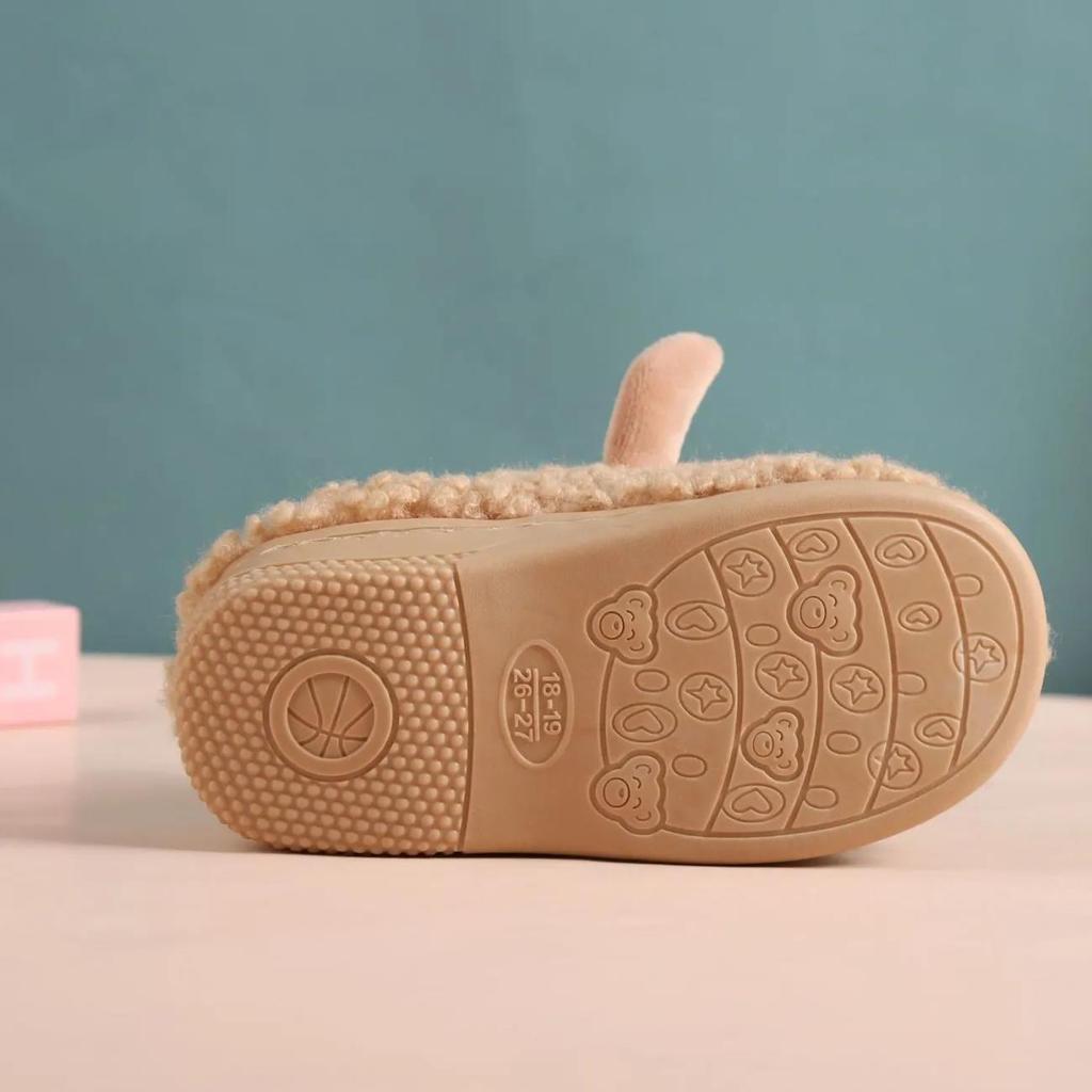 Winter-Kinder-Hausschuhe aus Baumwolle in Übergröße für Jungen und Mädchen, niedliche Cartoon-warme, rutschfeste Baumwollschuhe für den Innenbereich