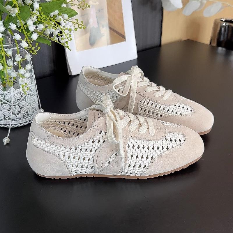 Fashion Shoes Female 2025 Fashion Lace-up Women's Vulcanize Shoes New Hollow Out Casual Light Comfortable Mesh Breathable Sneakers