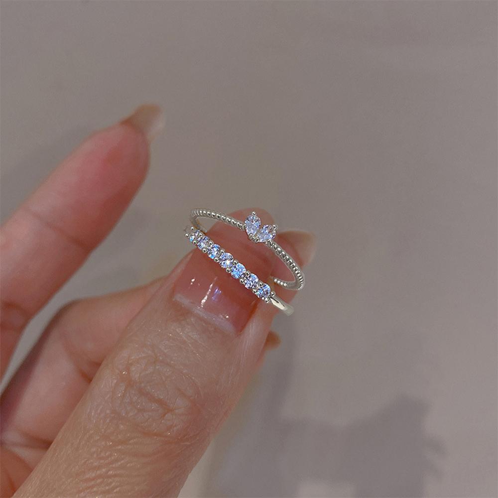 2PCS/1set Aesthetic Elegant Dainty Crystal Heart Rings Women Girls Gold Color Stackable Delicated Love Finger Ring Set Jewelry