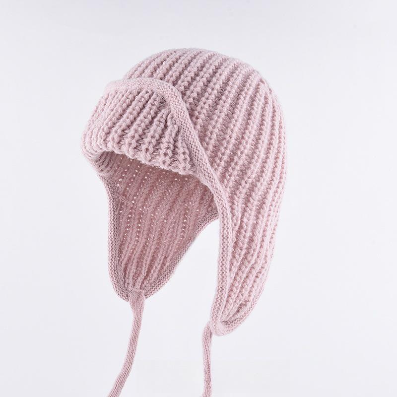 

Корейская облегающая шапка-авиатор с ушками: Женский теплый зимний трикотаж розовый