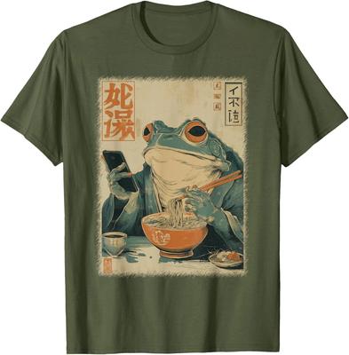 Lustiges mürrisches Frosch-Essen Ramen und Scrollen auf dem Handy Japanische Kunst T-Shirt