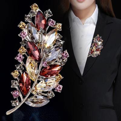 Vintage Crystal Leaf Brož Tree Leaf Špičkový všestranný živůtkový oblek Pin Kabát Luxusní módní doplňky Temperament