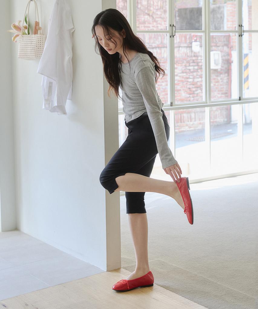 LOVLOV Slim Capri Pants_Black