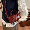 Premium Sense Niche Bag Women's Autumn and Winter Retro New Versatile Messenger Bag Portable Work Small Bag