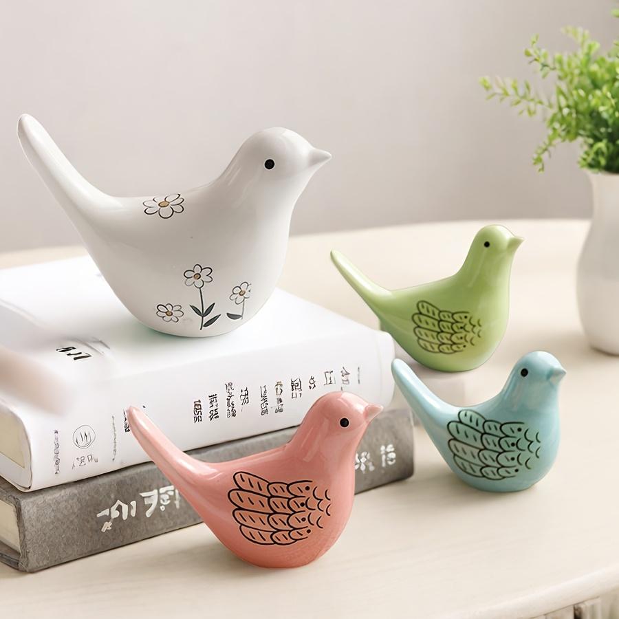 Estatueta de Pássaro em Cerâmica com Estampa Floral de Margarida Estátua de Pássaro Branca para Mesa de Casa Prateleira Quarto Sala de Estar Decoração de Casa Presente
