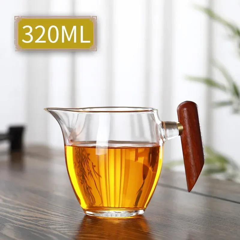Glass Tea Jug Chinese Kung Fu Tea Set Accessory Water Pitcher Wood Side Handle Teapot Heat Resistant Teaware Coffee Milk Pot