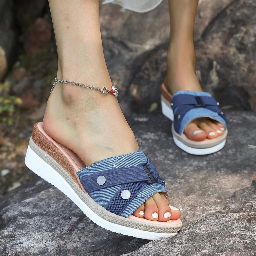 2025 summer new fish mouth large size bow one-word buckle wedge heel thick sole casual large size women's sandals